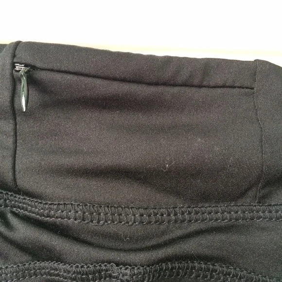 Aeropostale Cropped Leggings w/ Zipped Pockets - Picture 3 of 3